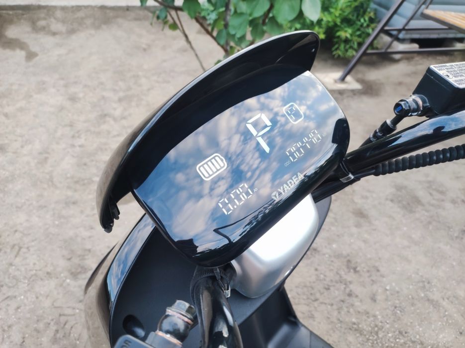 Електро скутерYadea E8S 2023