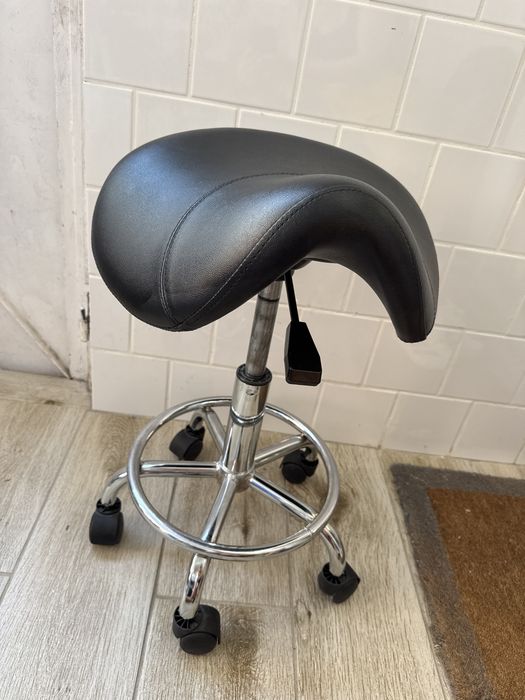 Cadeira para cabeleireiro e estetica