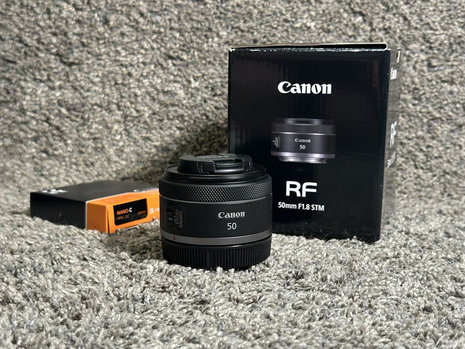 обʼєктив Canon  RF 16mm f2.8 STM