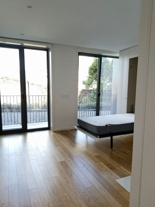Apartamento T0 para arrendar por 800€ mês no centro de Gaia
