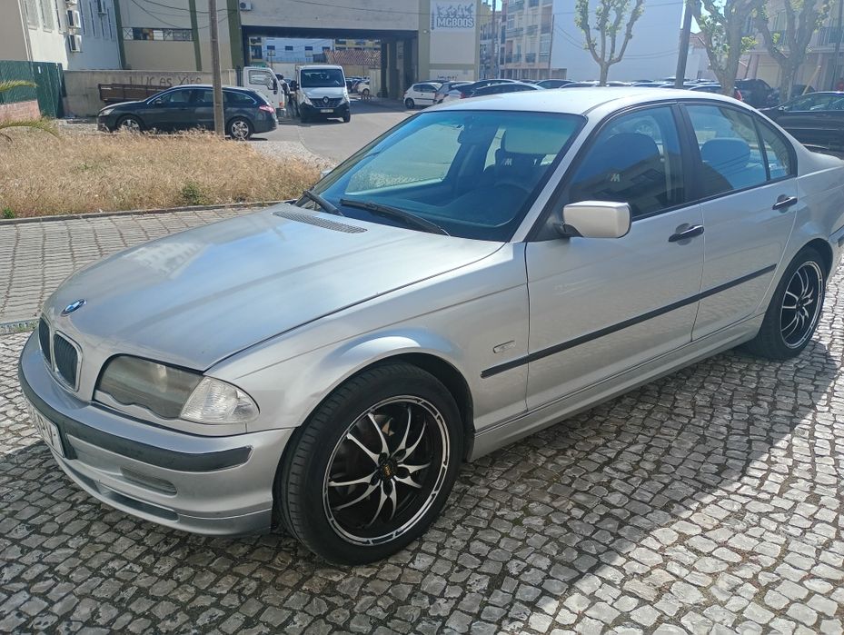 BMW 320 D Bem Estimado