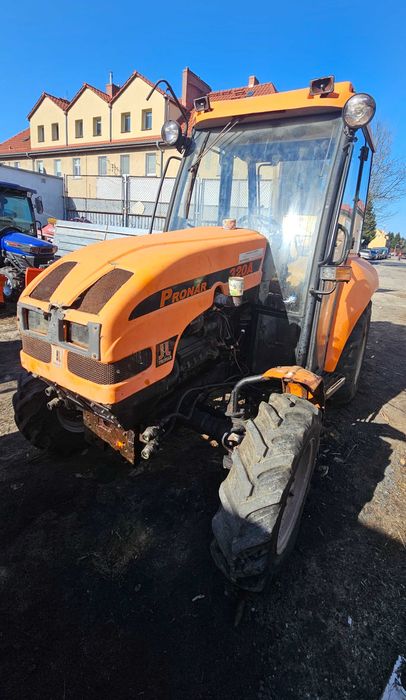 Pronar/MTZ 320 AMK brak papierów odpala,skręca