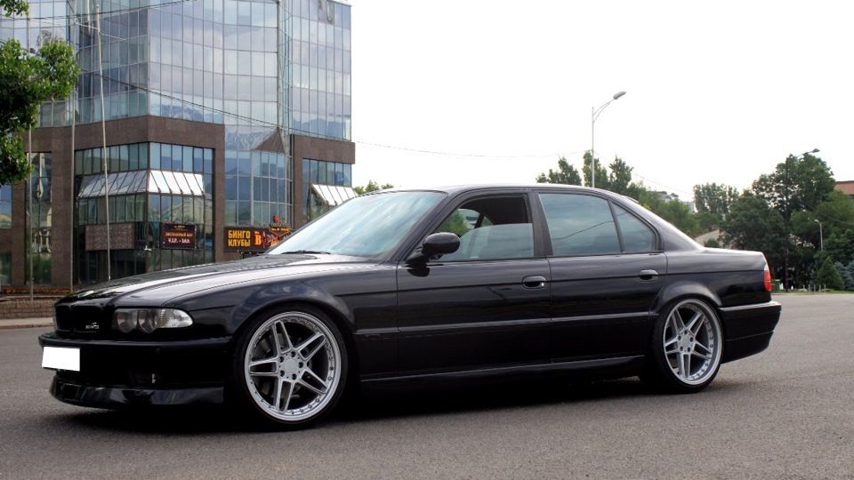 BMW 7 E38 Dokładka AC Style przód