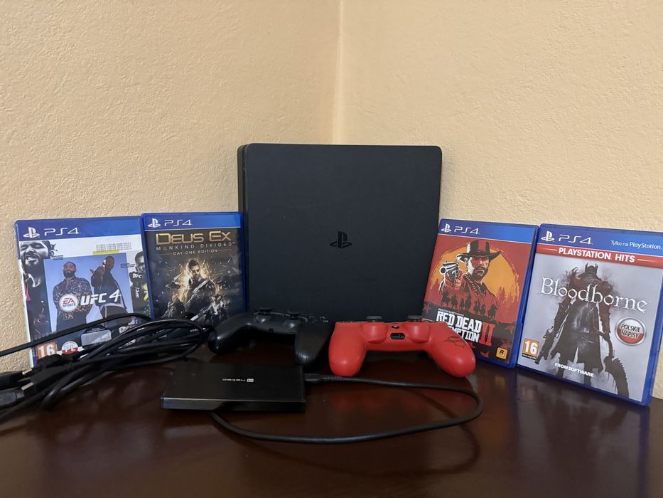 Ps4,2pady ,pełne okabłowanie , gry(odzielnie),dodatkowa pamienć