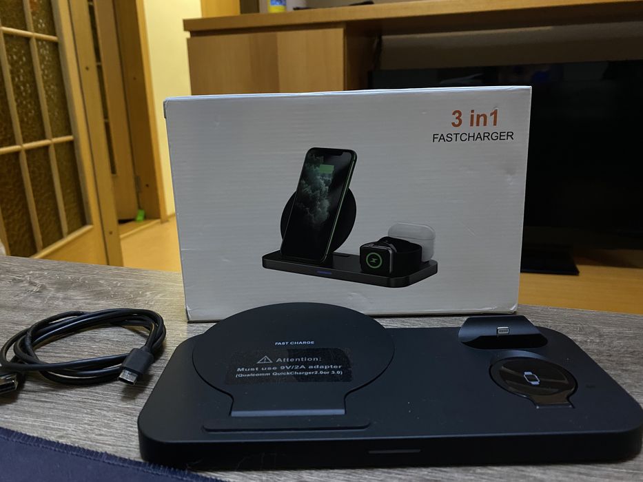 Беспроводная зарядная док-станция 3в1 для iPhone, Apple watch, Airpods