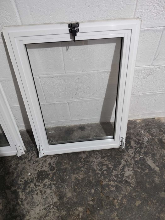 2 Janelas basculantes