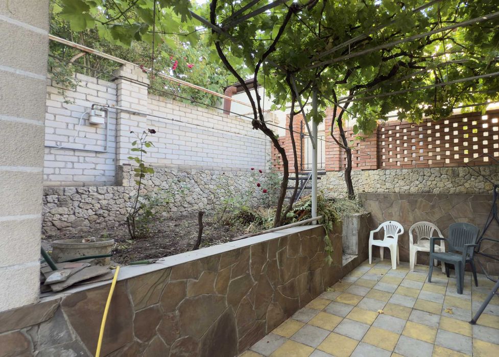 Продам дом с АГВ на берегу моря Совиньон - 1  ул Солнечная