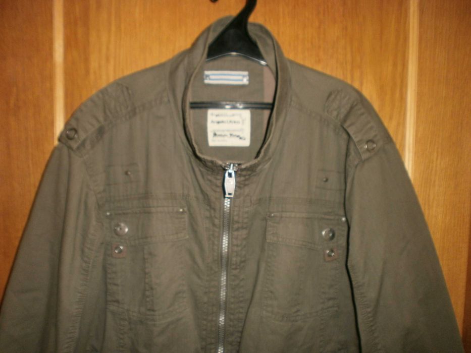 Куртка ветровка Angelo Litrico, олива, разм. 3XL, наш 60. ПОГ-70 см