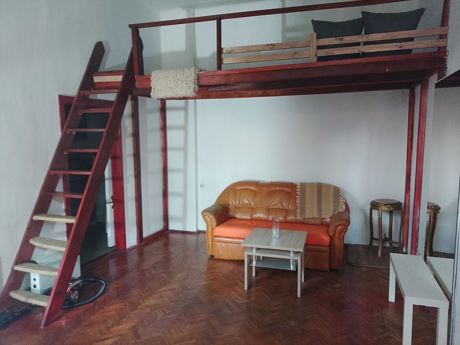 Kawalerkę wynajmie właściciel 23 m2 centrum