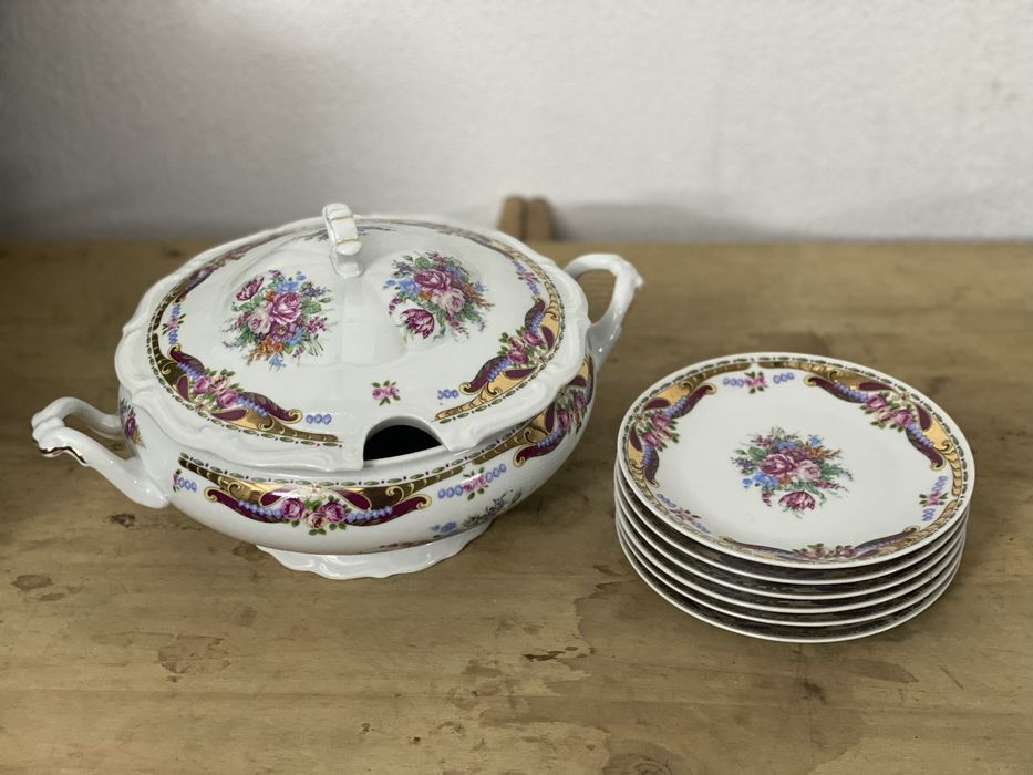 Terrine and Plates430225565428623360