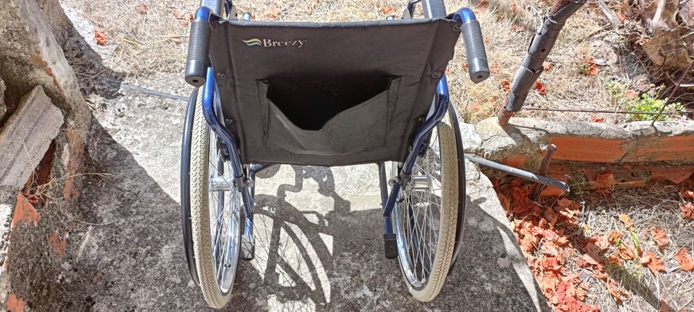 Cadeira Rodas Breezy 90