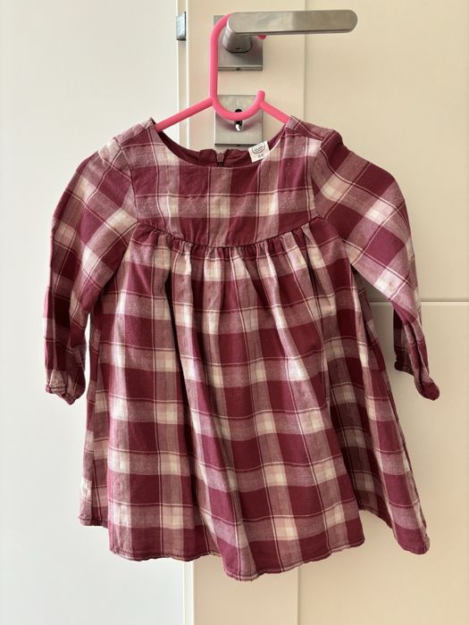 Cool Club śliczna sukienka w kratkę złota nitka świąteczna 86