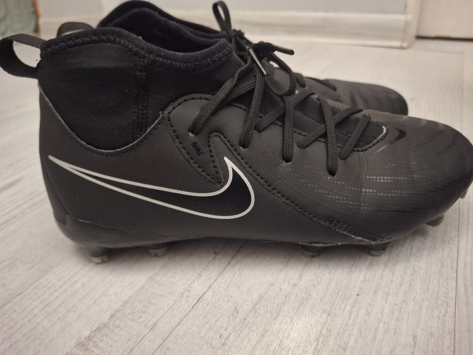 Buty korki dziecięce Nike Phantom Luna II Academy FG/MG Junior