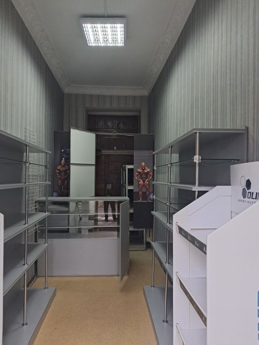 Сдам под торговлю, кафе, магазин, офис 15 кв м Нежинская Торговая