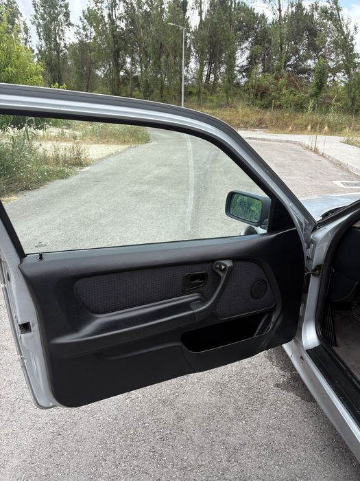 BMW 318tds compact