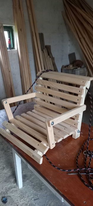 Huśtawka drewniana pojedyncza dla dzieci