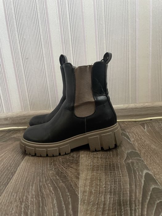 чоботи дитячі.