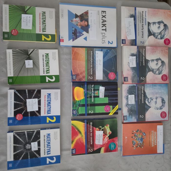 Sprzedam podręczniki od 1do 4 klasy LO