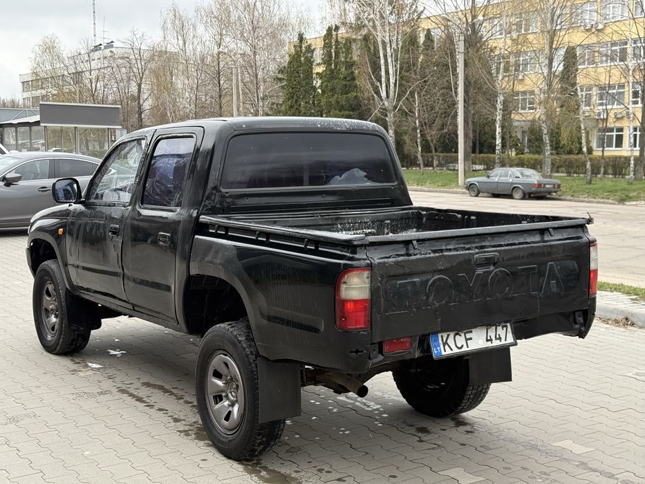 Продам Toyota Hillux 4x4