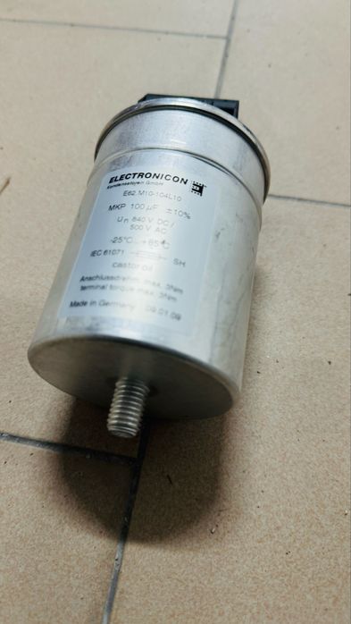 Condensador Electronicon 100uF DC AC