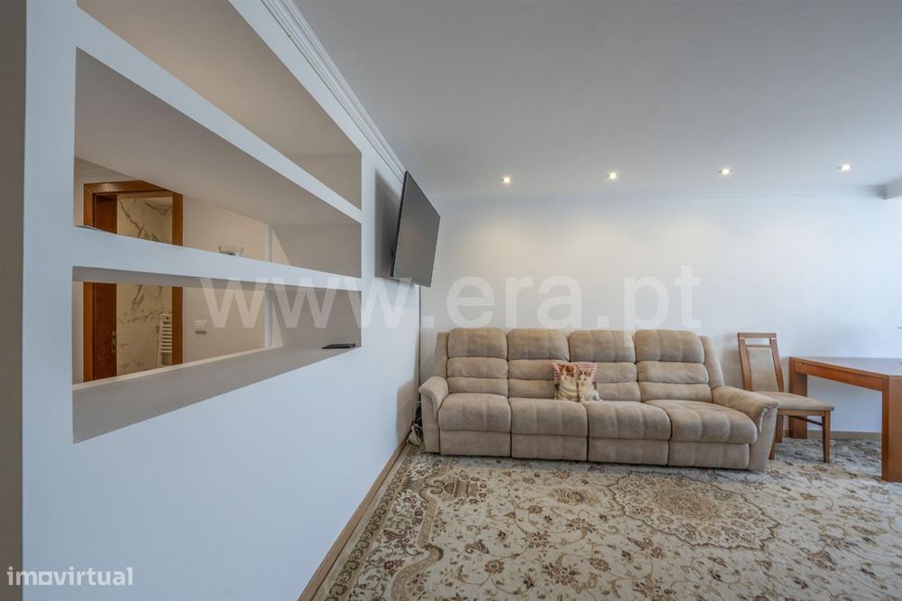 Apartamento T2; Cruz de Pau