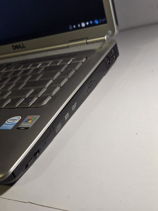 Komputer Laptop Dell Inspiron 1525
