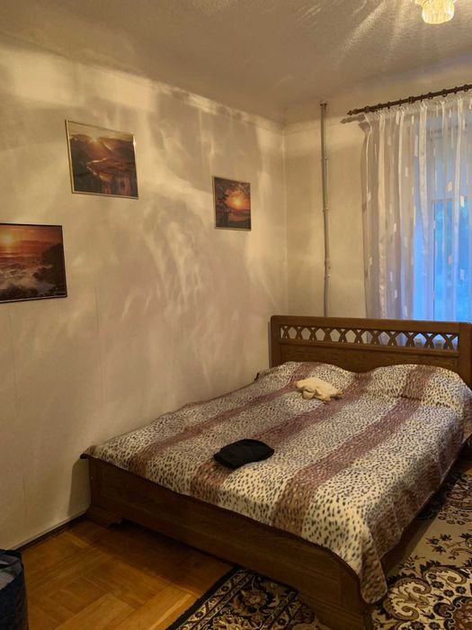 3 -комн квартира сталинка 75 кв.м (Днепрострой)