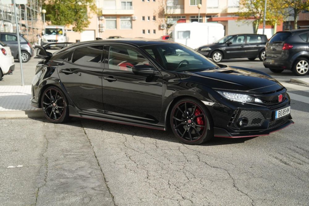 Honda Civic Type R com escape Remus e Remus Sound Control