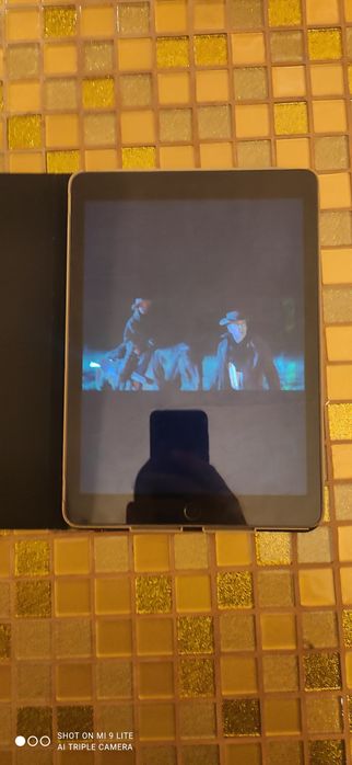 Ipad air 2 16g на запчасти