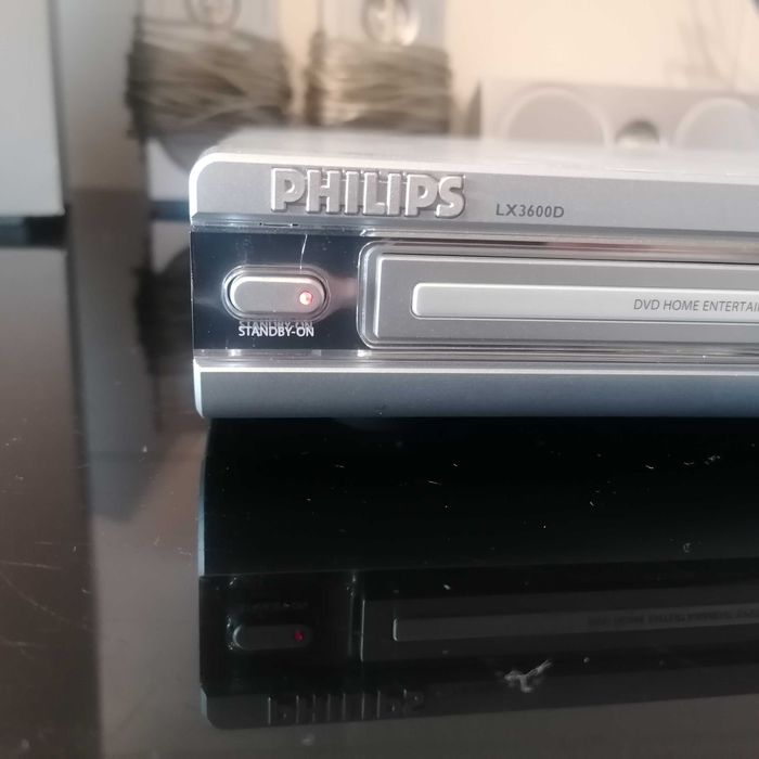 Home Cinema Philips LX3600D