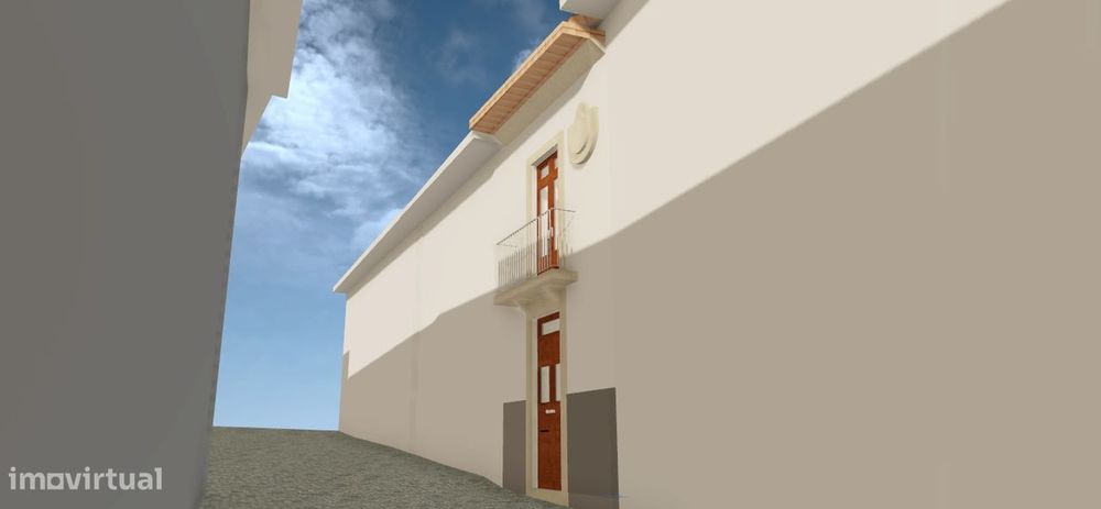 Moradia T4+1 com Projeto Aprovado em Zona ARU no Centro da Feira