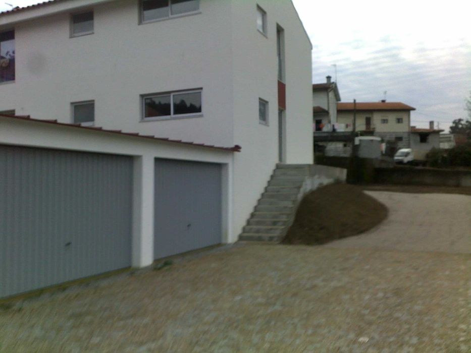 Arrenda-se andar moradia t2 Em Mogege