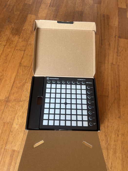 Novation Launchpad MK2