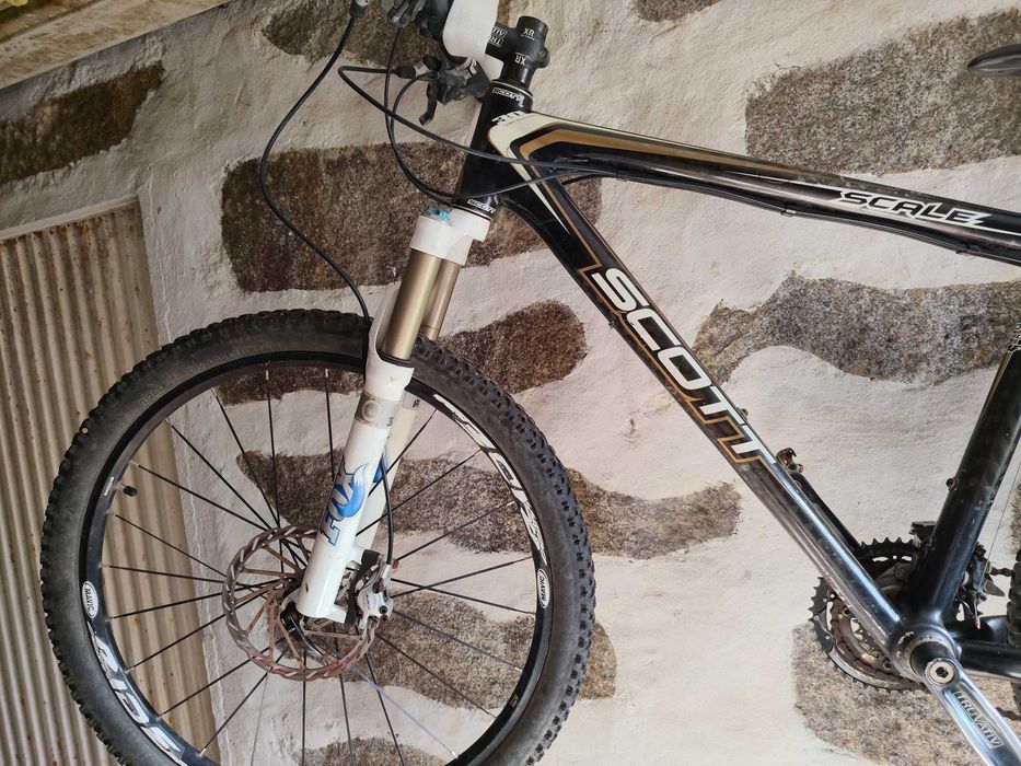 Bicicleta Scott carbono usada