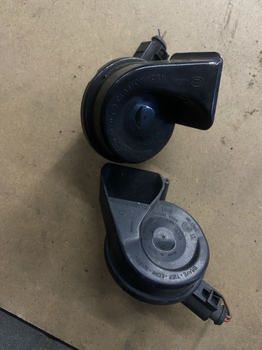 Klakson klaksony sygnał dźwiękowy VW, Skoda, Seat, Audi A5 F5 8W