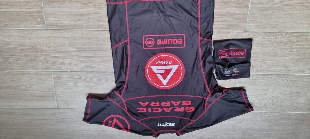 Rashguard de treino da GB