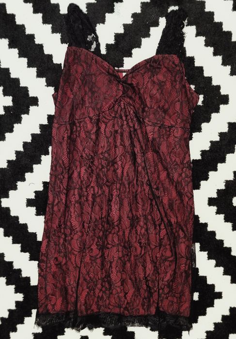 Готична бордова червона сукня міді з мереживом