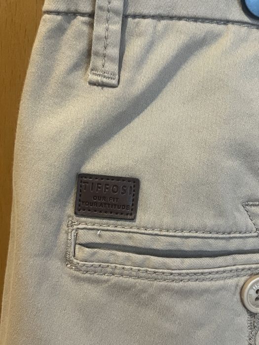 Calças bege Tiffosi Chino/Slim fit