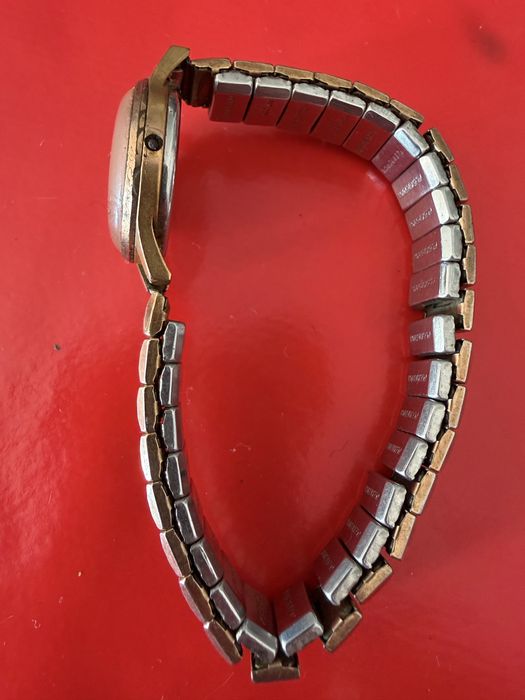 Relógio antigo Cauny Prima (Swiss Made) – para restauro/peças