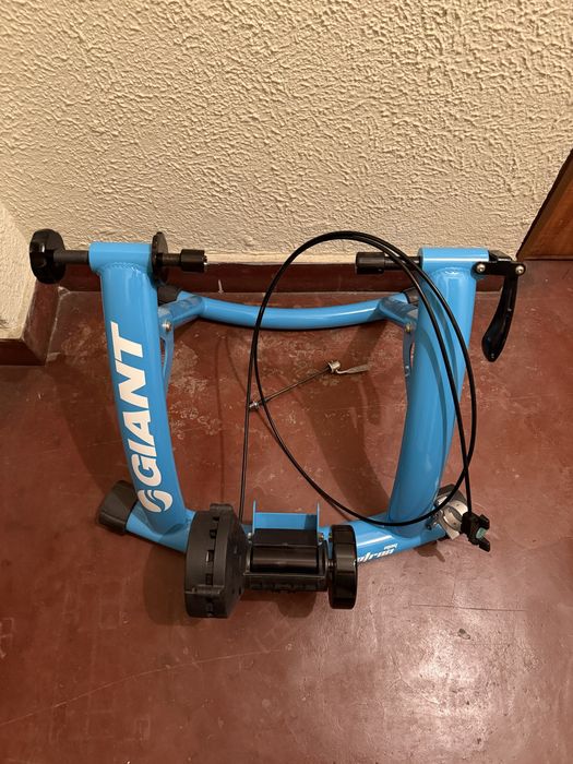 Giant Training Roller64861322873858123