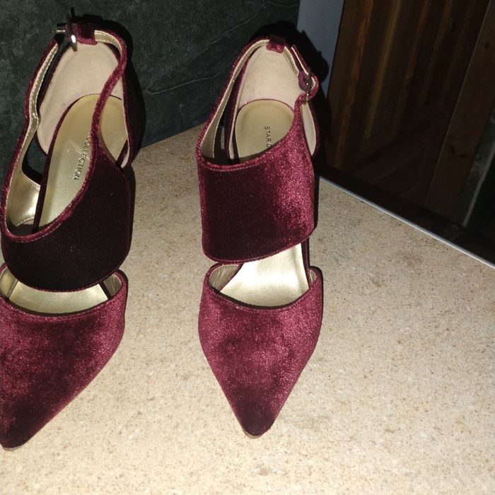 Buty na obcasie damskie
