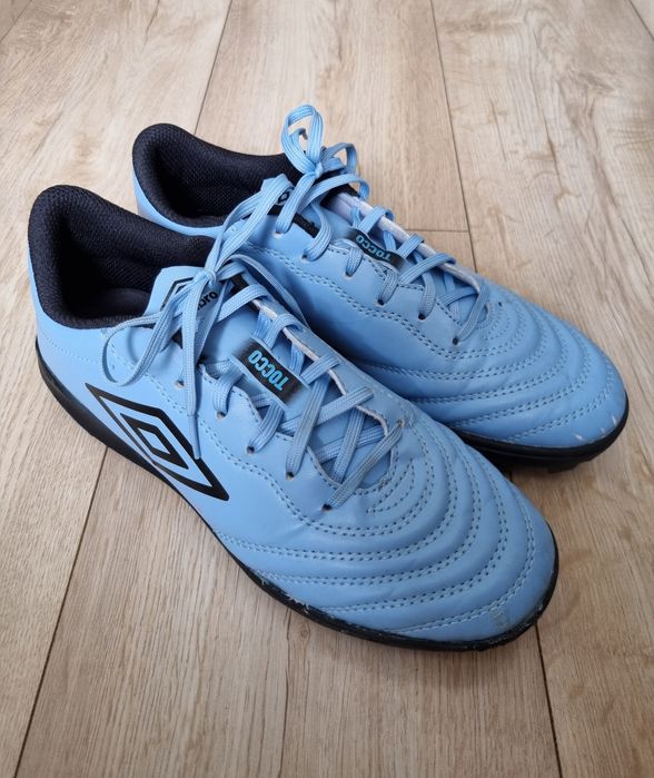 Buty halowe Umbro roz.40,5