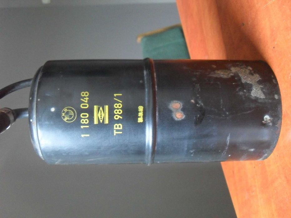 BMW E34 Filtr węglowy