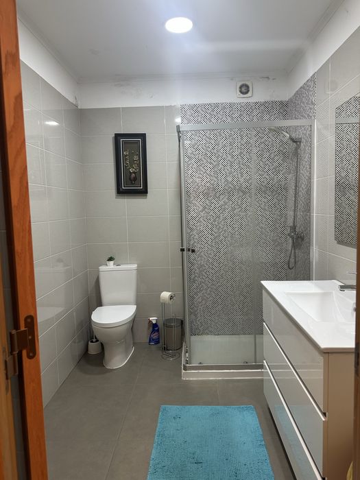 Quarto arrendar odivelas entrada e julho