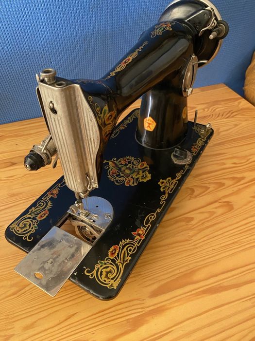 Машинка швейна Подольск" НОВА