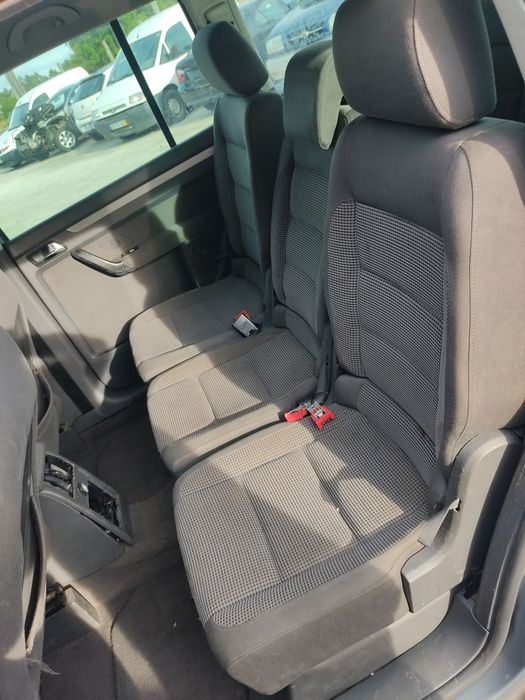 Peças VW Touran Motor AZV, caixa de 6, frente completa, airbags, trás