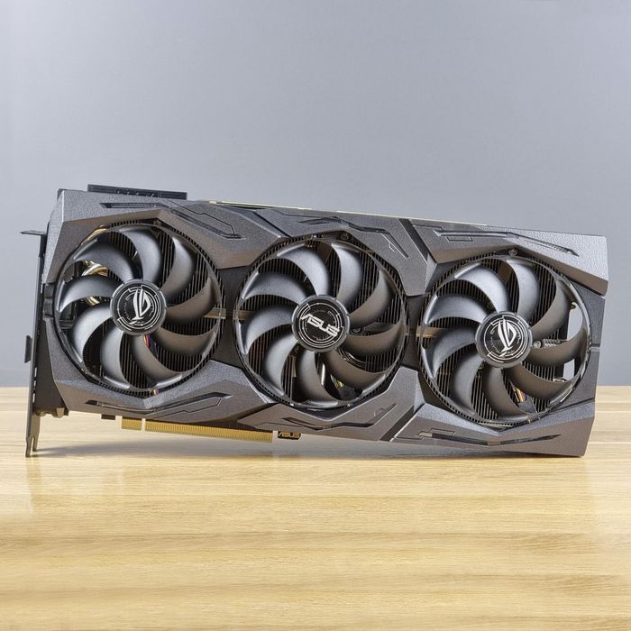 RTX 2080 Ti Asus ROG STRİX