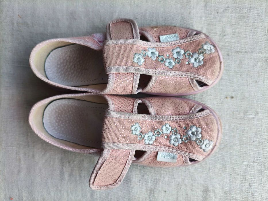Тапочки на дівчинку