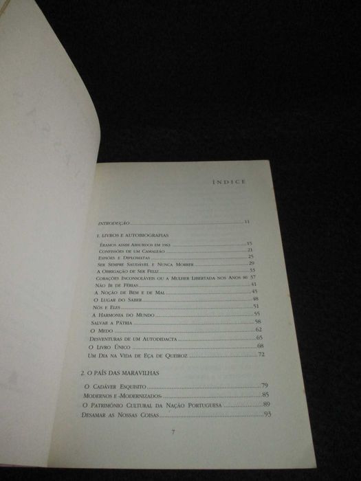 Livro Às Avessas Vasco Pulido Valente