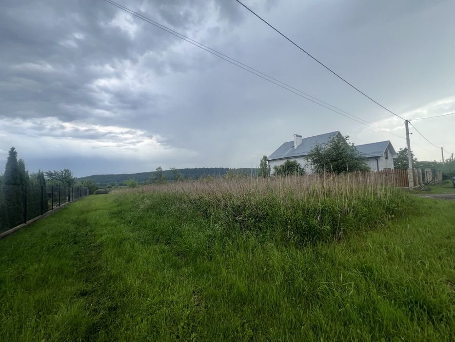 Продаж земельної ділянки під забудову у с.Зашків